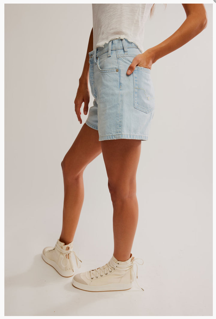 Tippi Denim Short in Babalon Blue