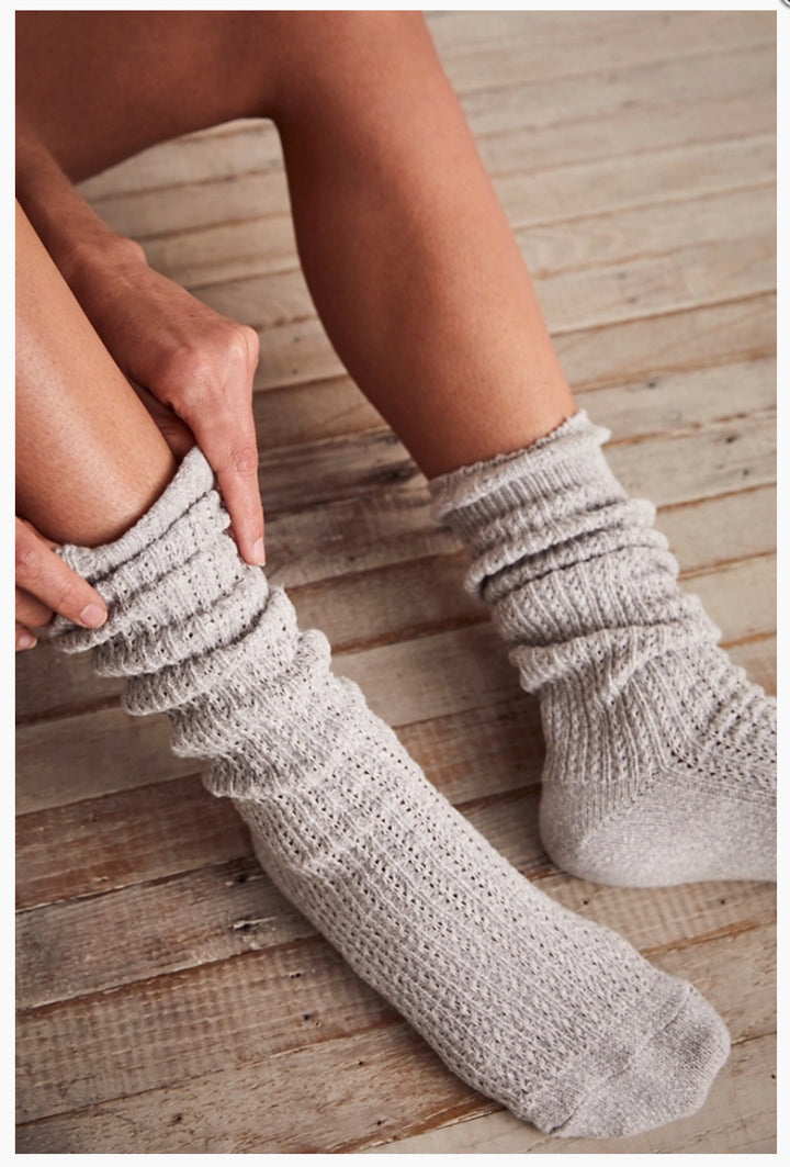 Staple Slouch Socks in Marled Grey