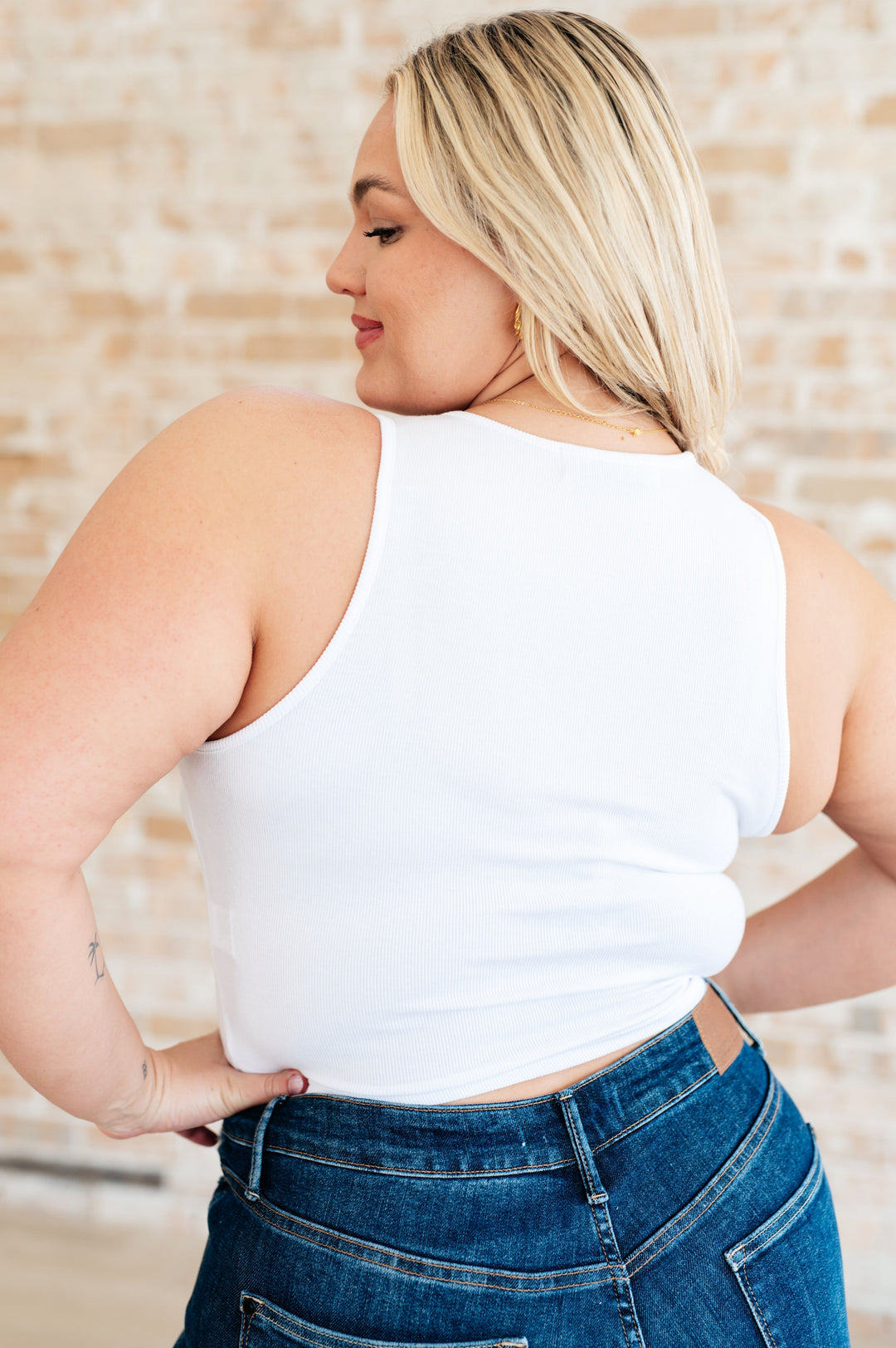 Cropped Rib Knit Tank Top in White