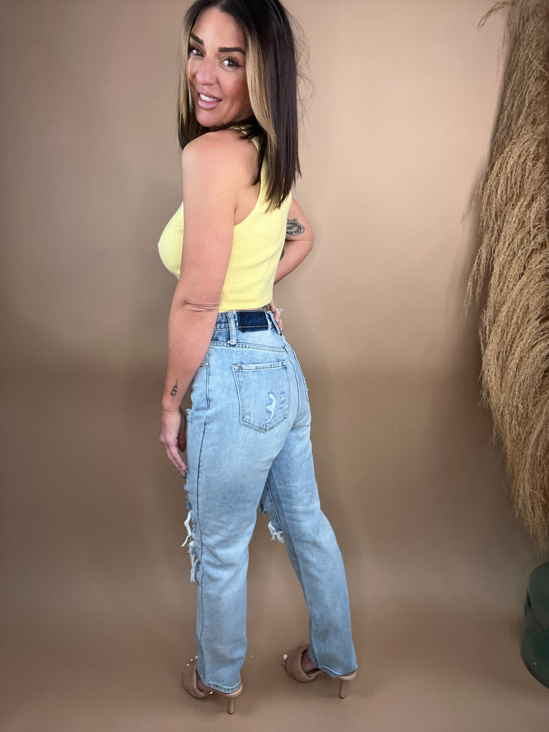 Calder High Rise Distressed Denim Medium Wash