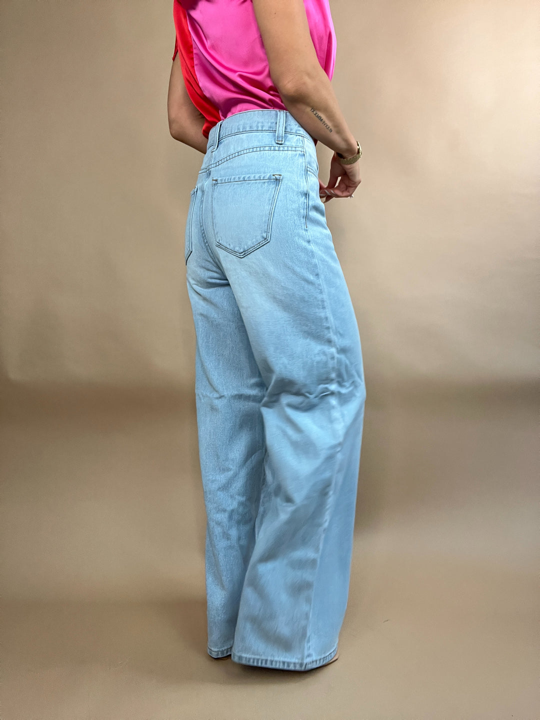 Flying To L.A Jeans in Light Stone