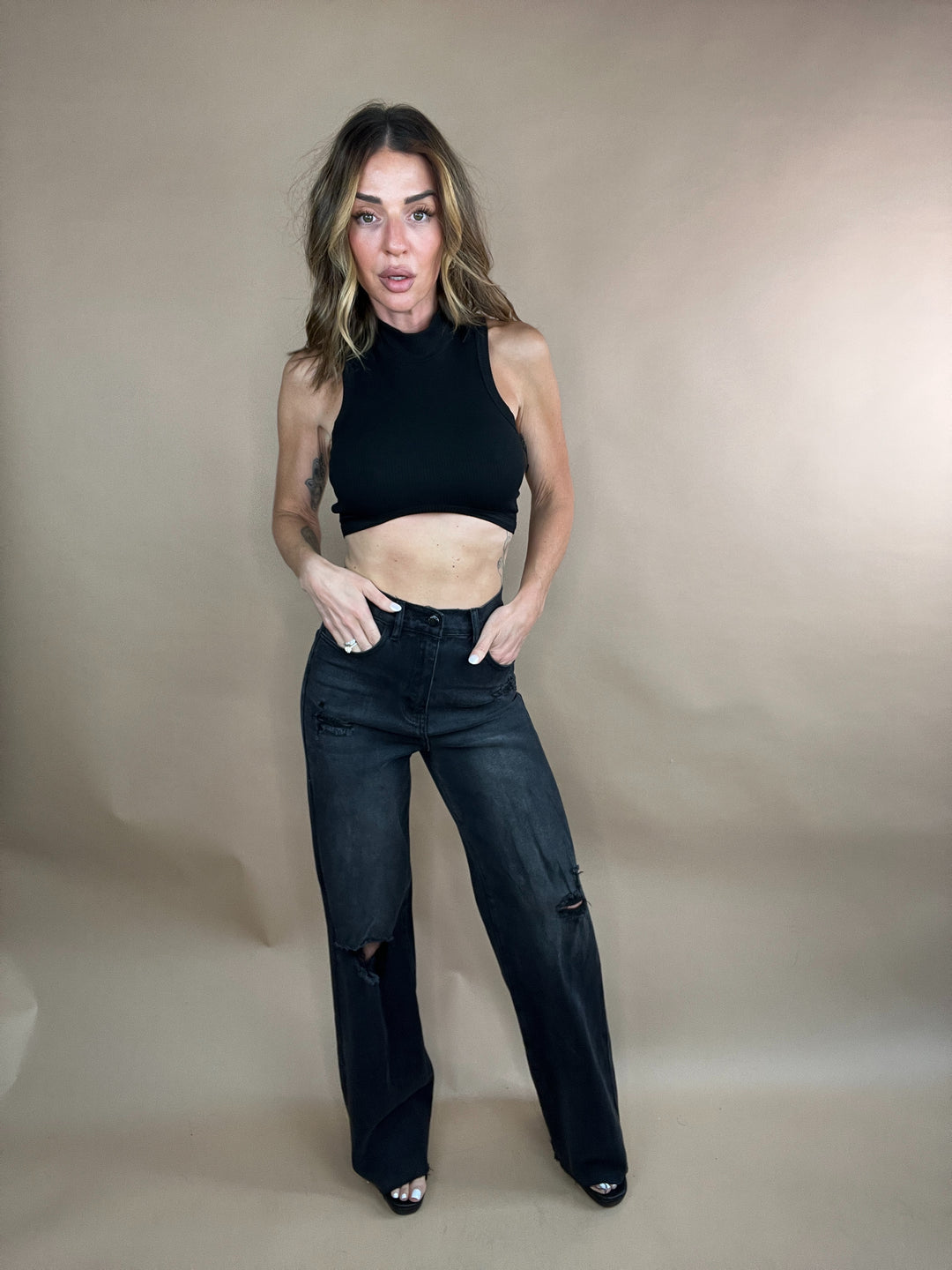 black high rise jeans good american 