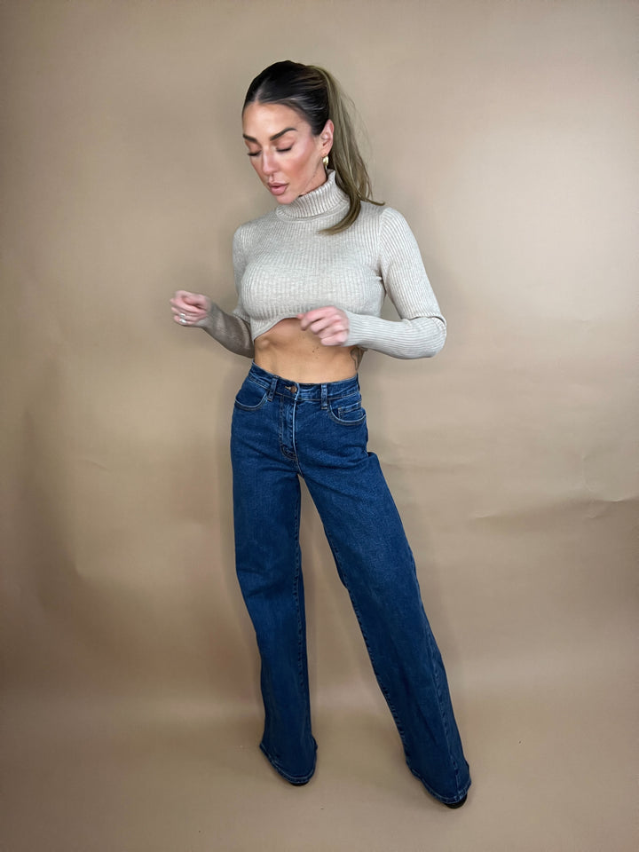 Lot of Me Wide Jeans in Dark Wash