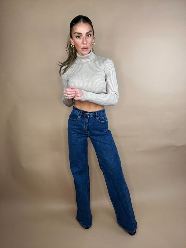 Lot of Me Wide Jeans in Dark Wash